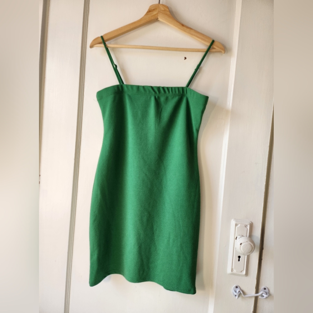 Heart Hips Kelly Green Spaghetti-Strap Mini Dress